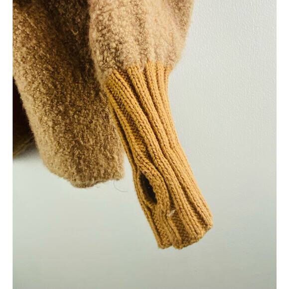 Offline by Aerie oversized brown fleece sweater thumb hole size S/P (1130) - Picture 2 of 7